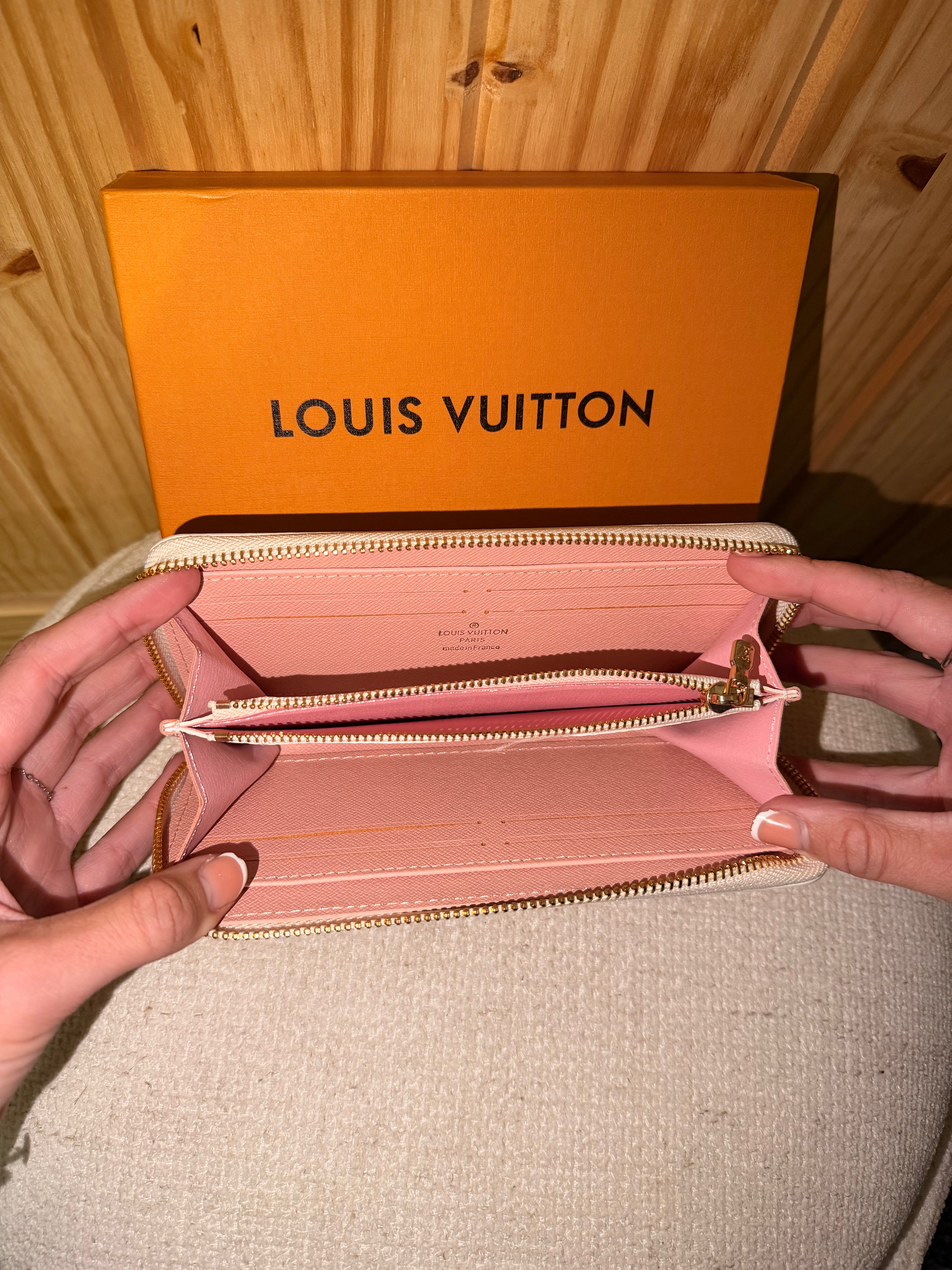 Clémence Wallet